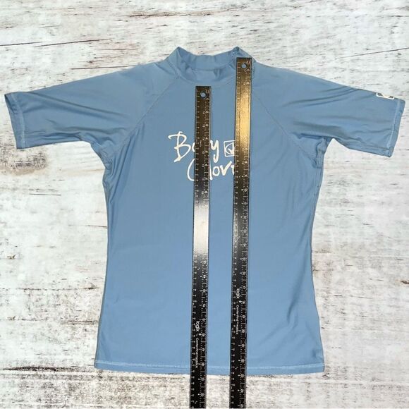 Body Glove Light Blue Rash Guard UVP 50 Short Sleeved T Shirt Boys Large - Picture 2 of 7